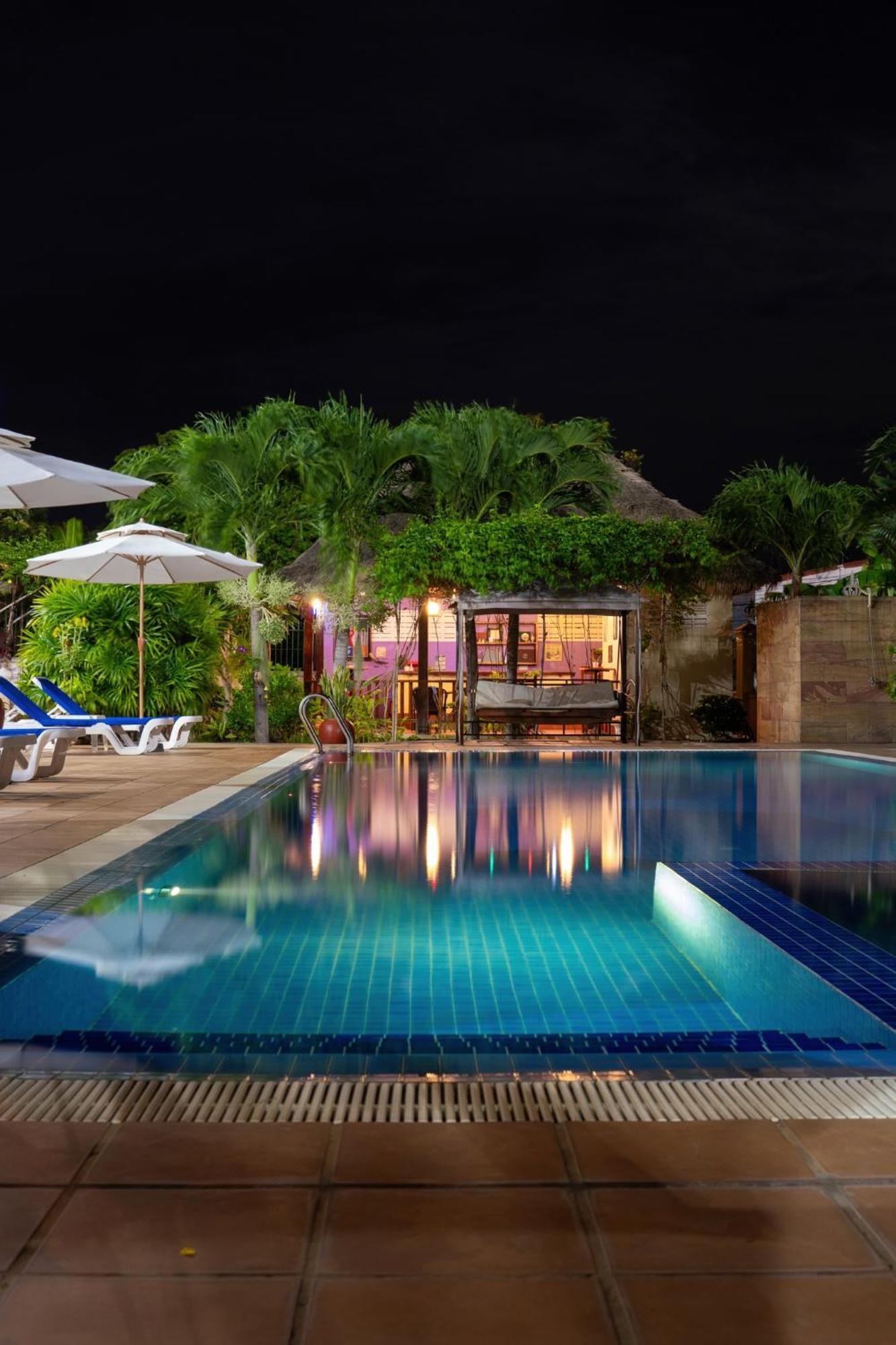Riviera Hotel & Resort Kep Luaran gambar