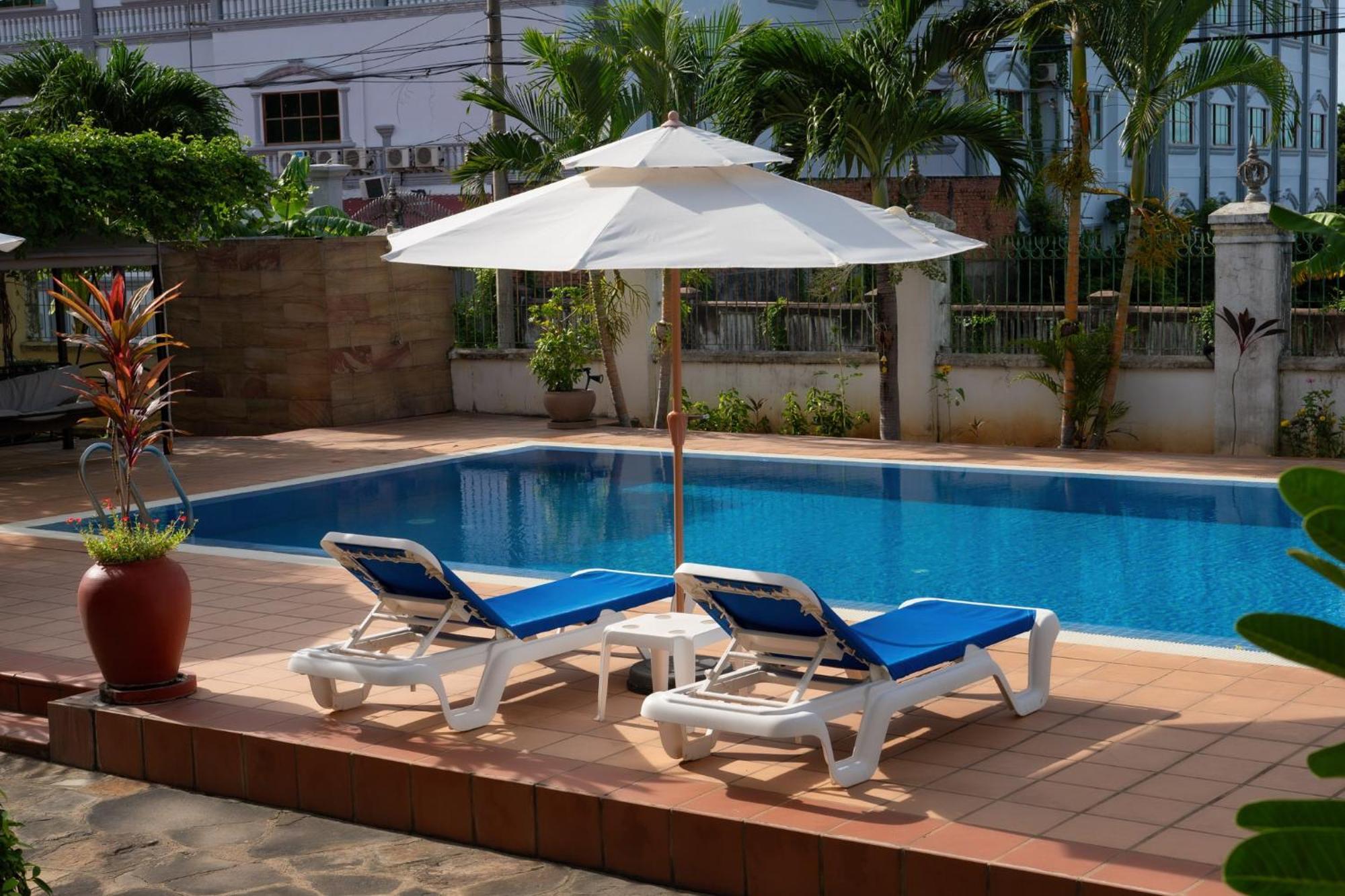 Riviera Hotel & Resort Kep Luaran gambar