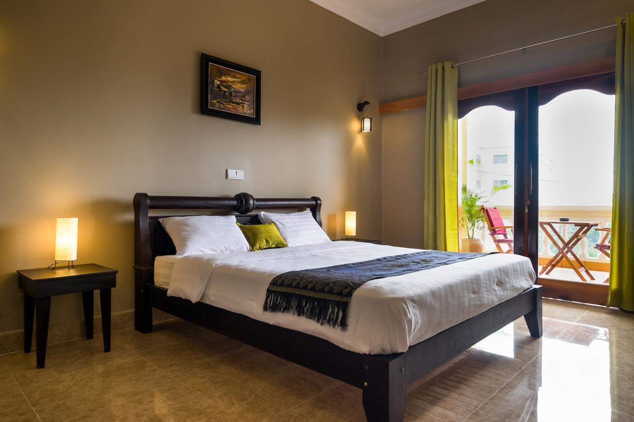 Riviera Hotel & Resort Kep Luaran gambar